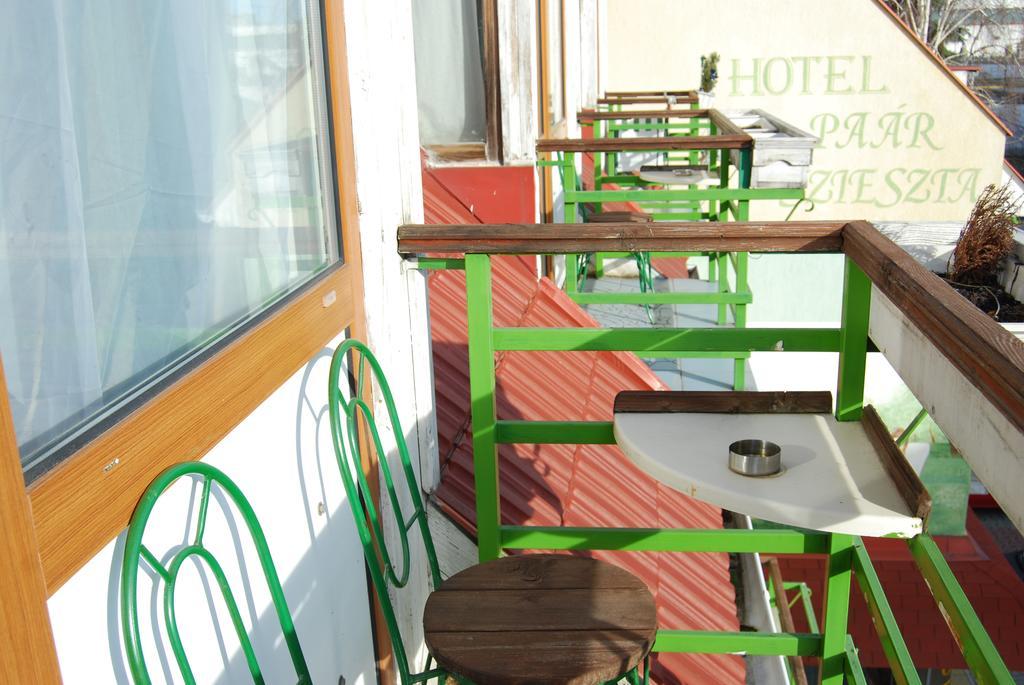 Hotel Paar Szieszta Дьёр Номер фото