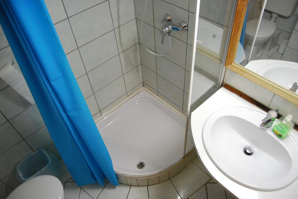 Hotel Paar Szieszta Дьёр Номер фото